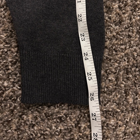 Old Navy Charcoal Gray V-Neck Sweater - Picture 10 of 15